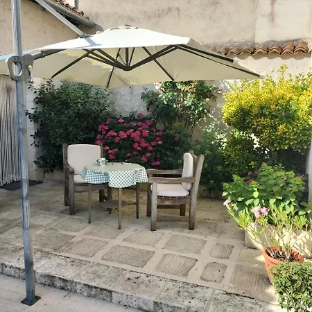 Petit Menot Lägenhet