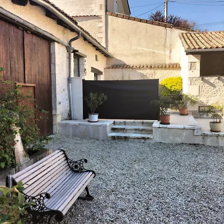 Petit Menot Lejlighed Salles-Lavalette