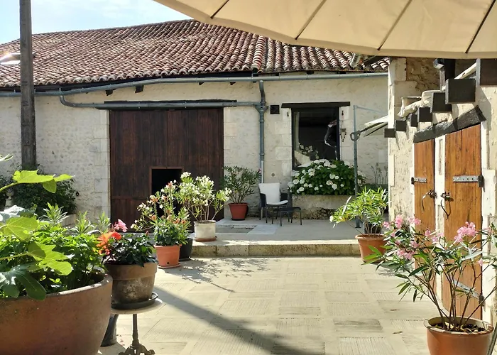 Apartamento Petit Menot Salles-Lavalette